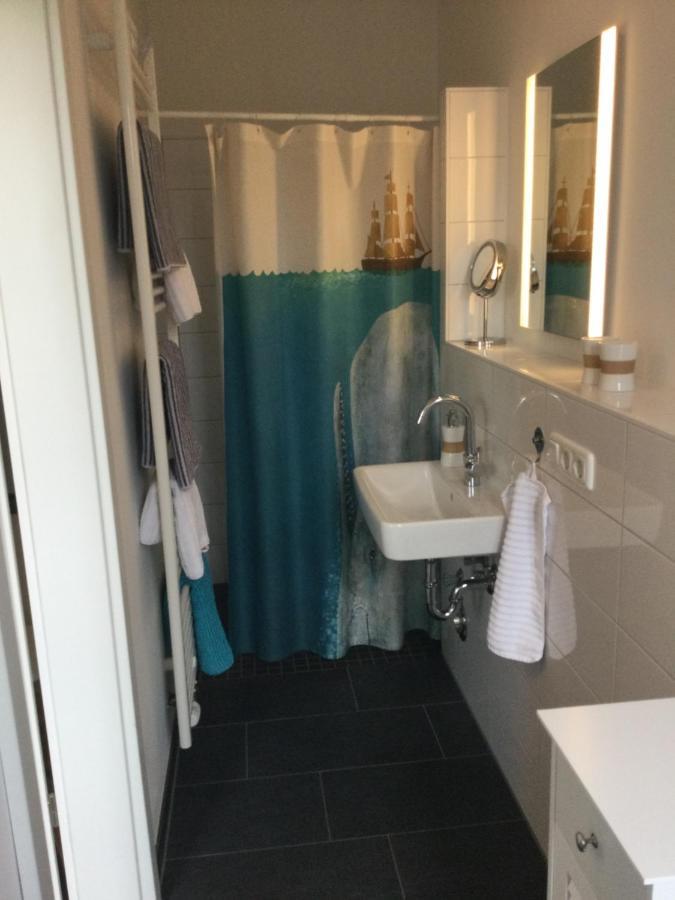 Ferienhaus Us Luett Hus Und Das Zimmer Linde Im Haupthaus 올덴부르크 외부 사진