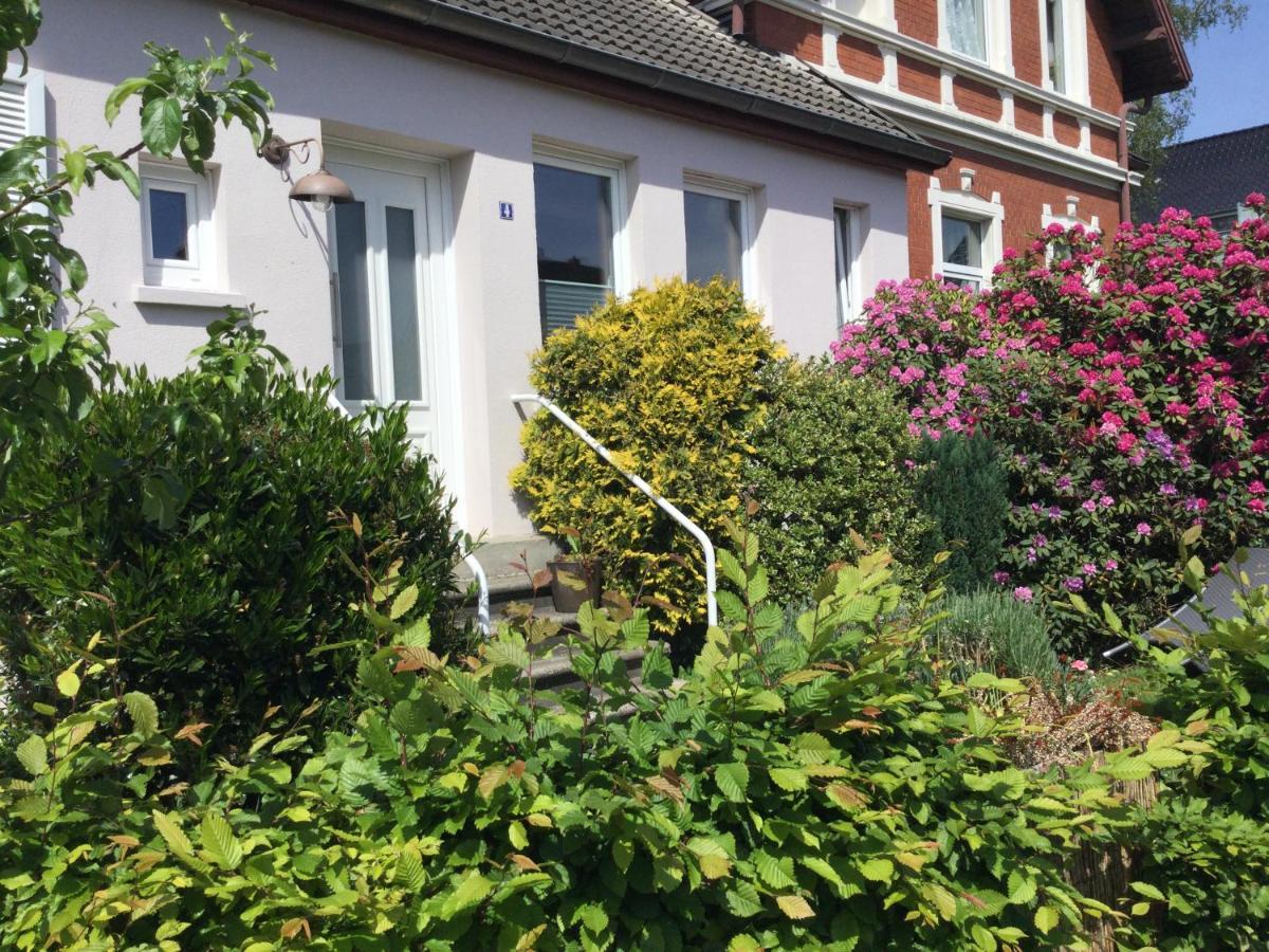 Ferienhaus Us Luett Hus Und Das Zimmer Linde Im Haupthaus 올덴부르크 외부 사진