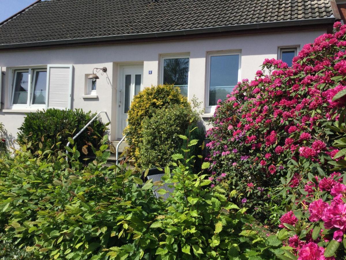Ferienhaus Us Luett Hus Und Das Zimmer Linde Im Haupthaus 올덴부르크 외부 사진